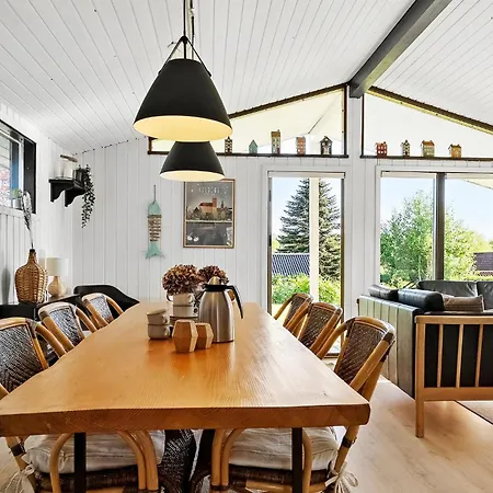 Hébergement de vacances Lovely In With Sauna *